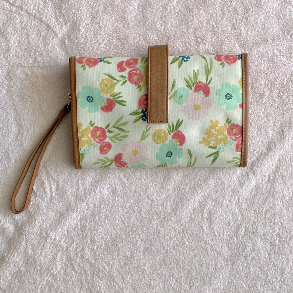 Portable Diaper Changing Pad Clutch